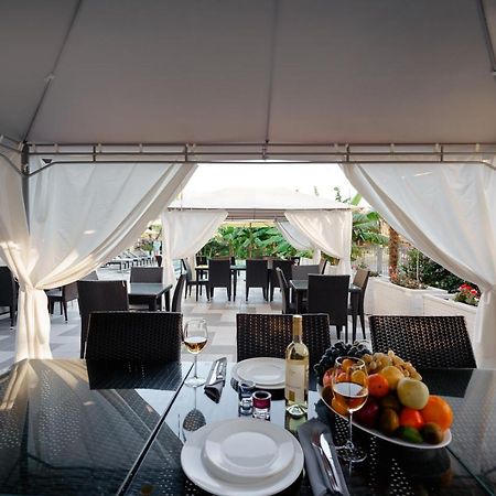 Sunrise Garden Hotel 3* Gagra Ngoại thất bức ảnh